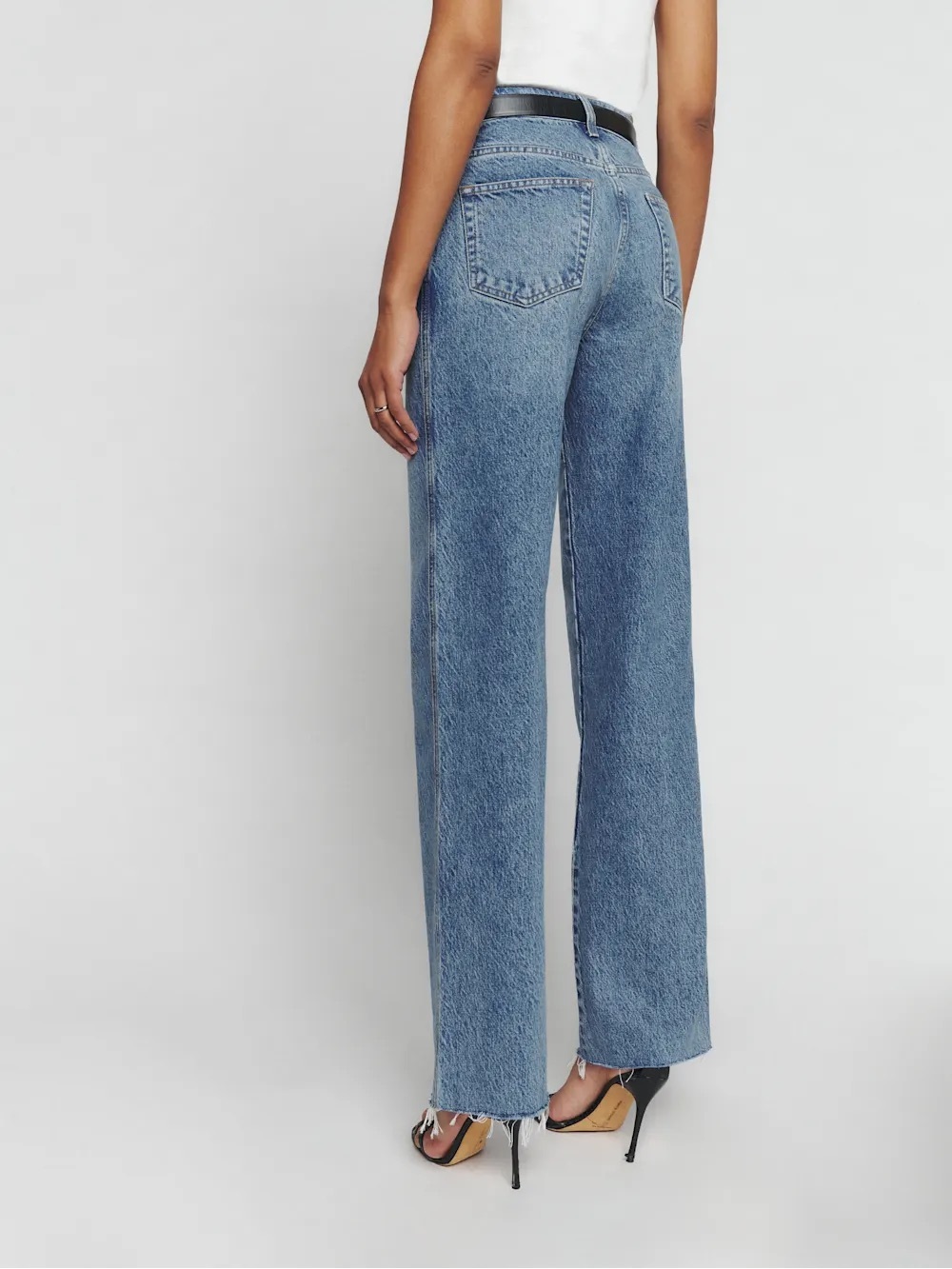 Reformation Val 90s Mid Rise Straight Jeans - Picture 2 of 8